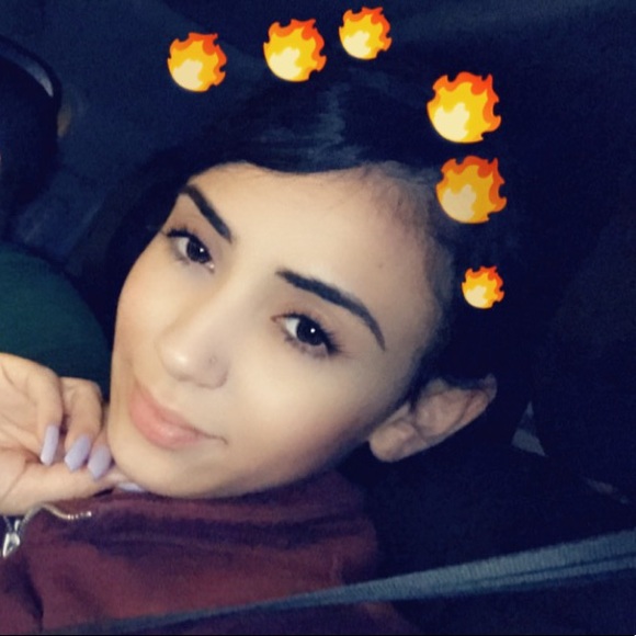 Meet your Posher, Alex - Picture 1 of 1